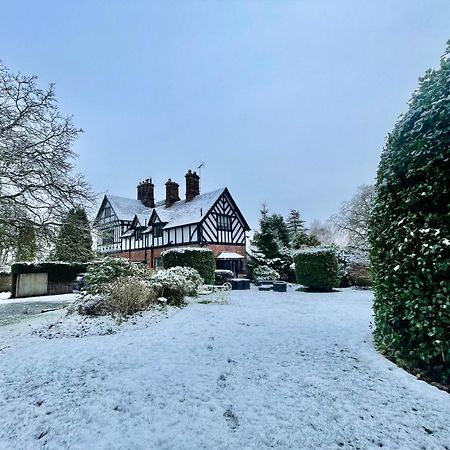 Thornton House Private Country House Thornton Hough Entire House Sleeps 6 Wirral Exterior photo
