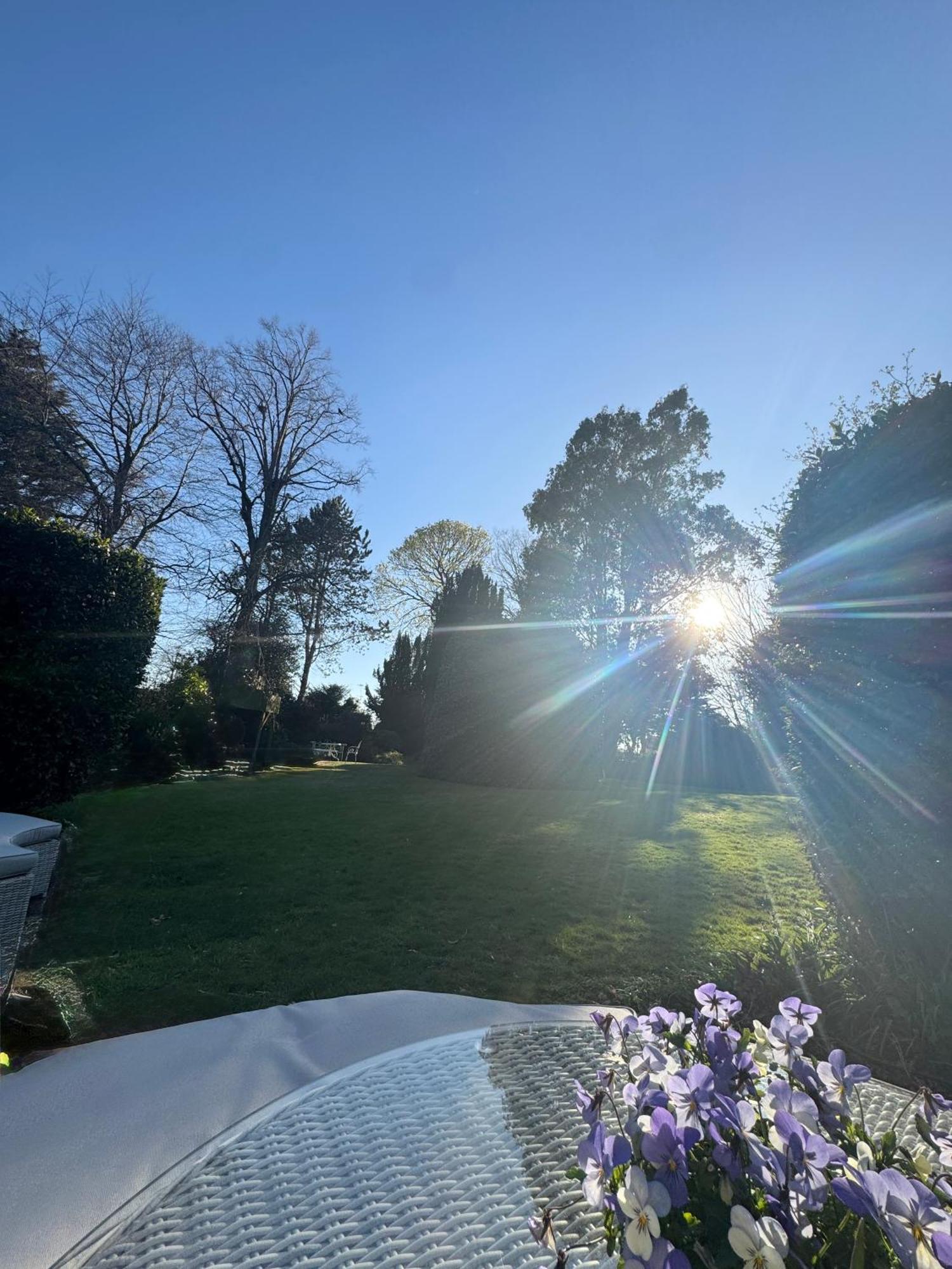 Thornton House Private Country House Thornton Hough Entire House Sleeps 6 Wirral Exterior photo